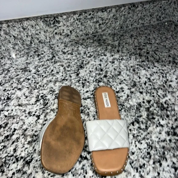 Steve Madden Quilted Cream Slide Sandals with Stud Trim - Picture 6 of 6